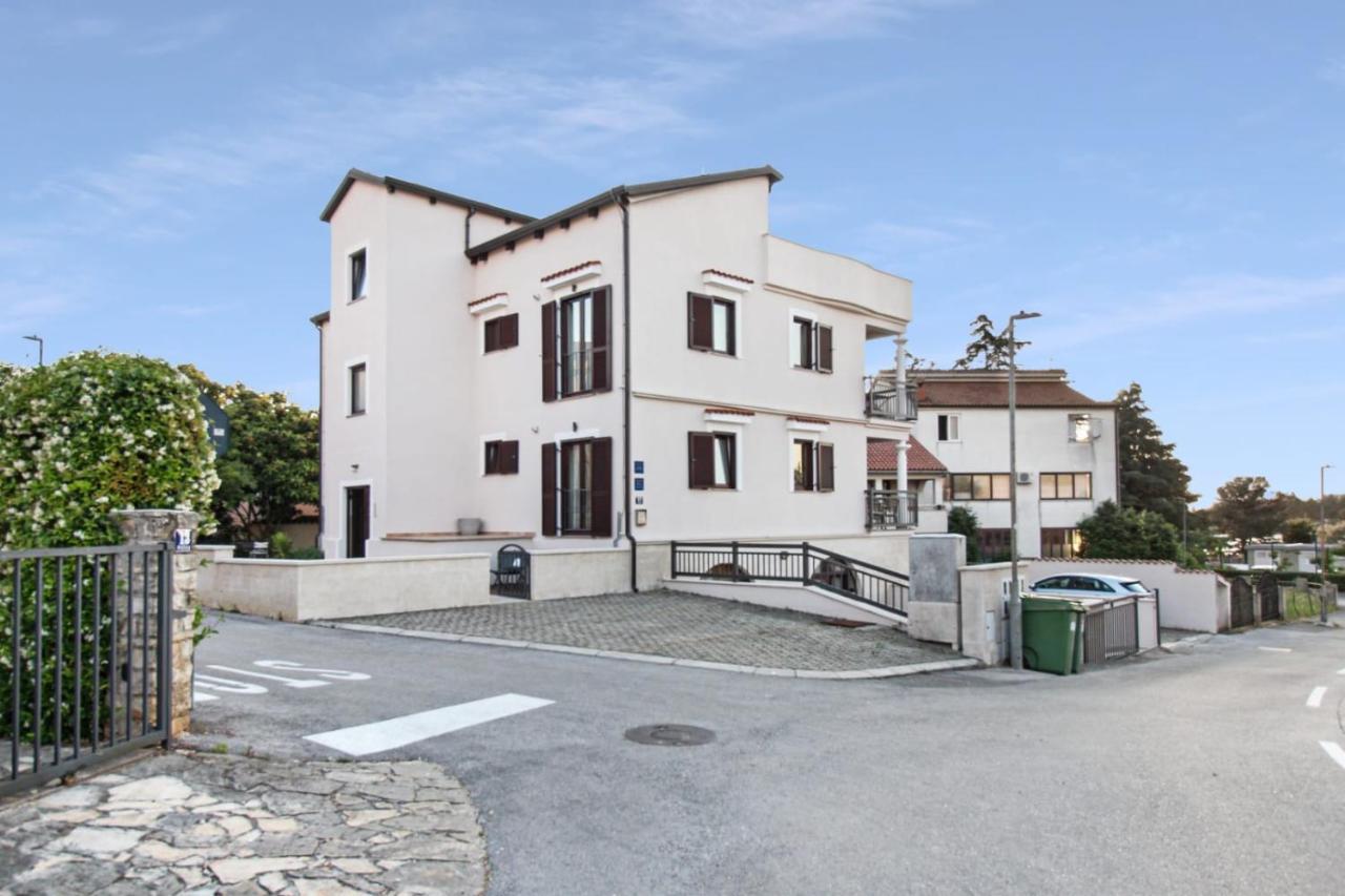 Apartments Villa Alba II Porec Luaran gambar